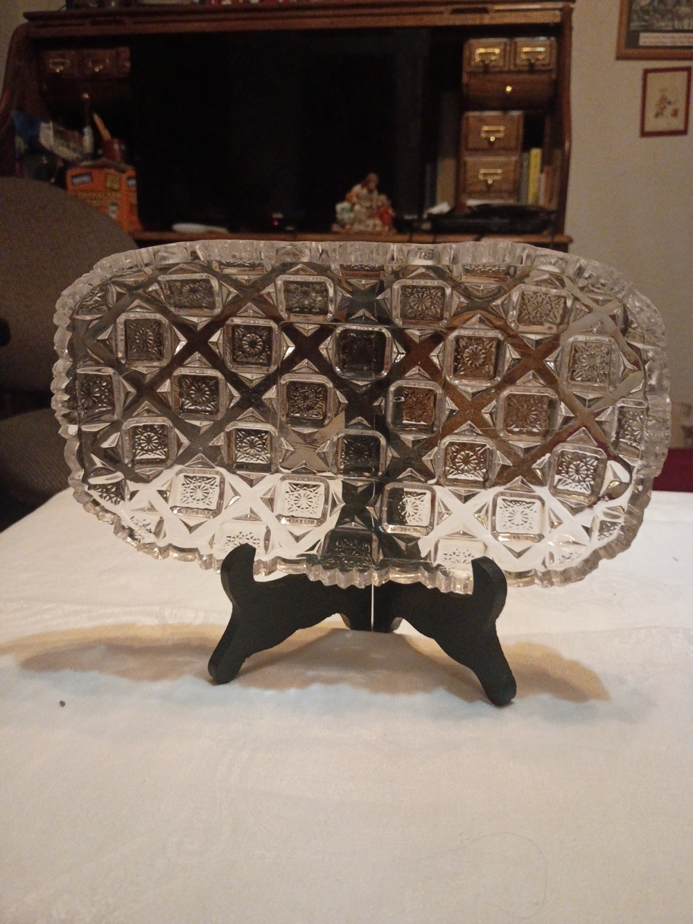 Clear Pressed Glass Serveware Tray - Classic Pattern